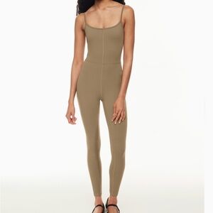 Aritzia Wilfred Free
Divinity Jumpsuit